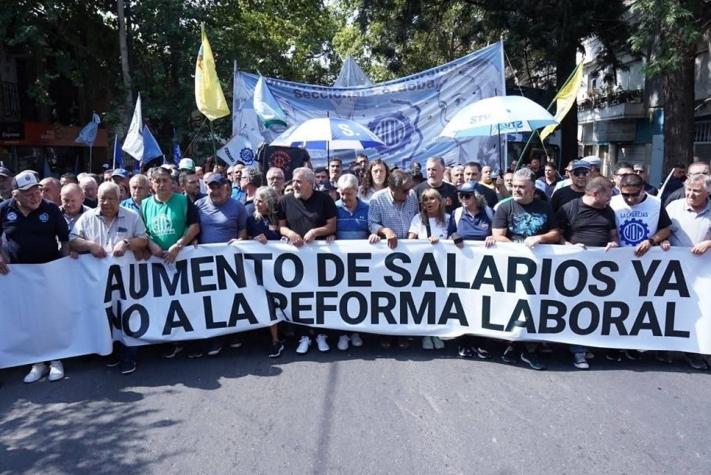 Matías Cremonte: «Se suspendió la aplicación de artículos relacionados a indemnizaciones, banco de horas, vacaciones, entre otros»