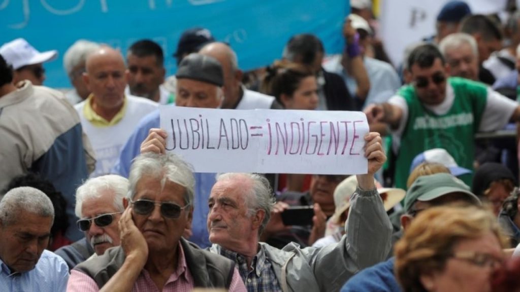 Violeta Carrera Pereyra: «Les estamos robando sus últimos años a personas que aportaron al país»
