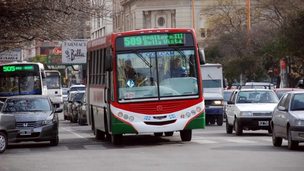 Fabián Lliteras: «Es una medida cruel con quienes más lo necesitan, que son los usuarios del transporte público»