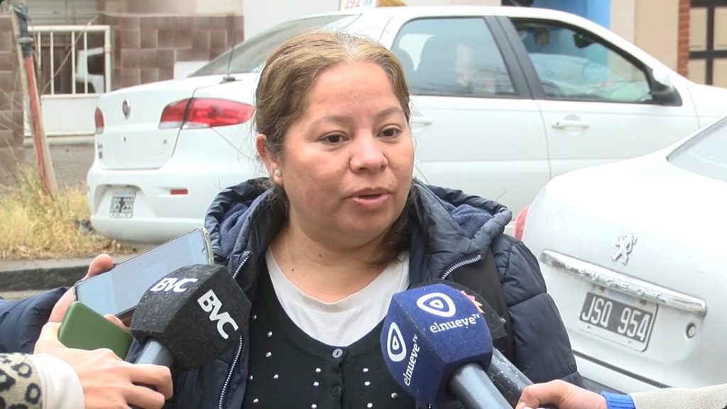 Natalia Valderrama: «Un vecino que ayer pagaba $80.000 de luz hoy recibió boletas que superan los $300.000»