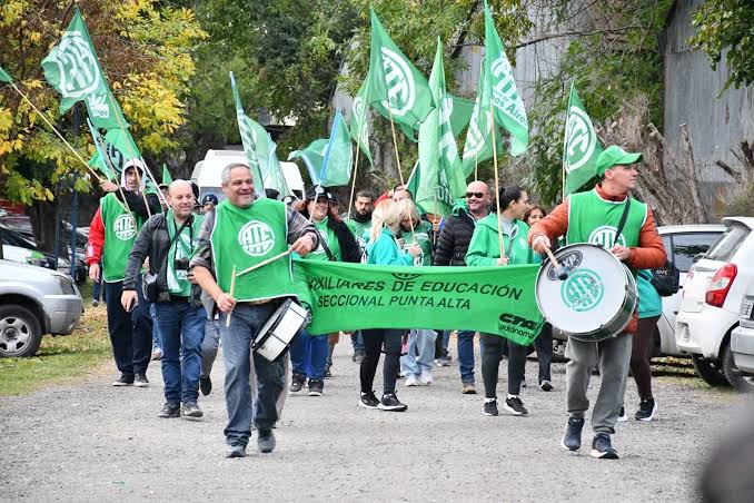 Pablo Mendoza: «Hoy los salarios de las Fuerzas Armadas no alcanzan para cubrir la canasta básica»
