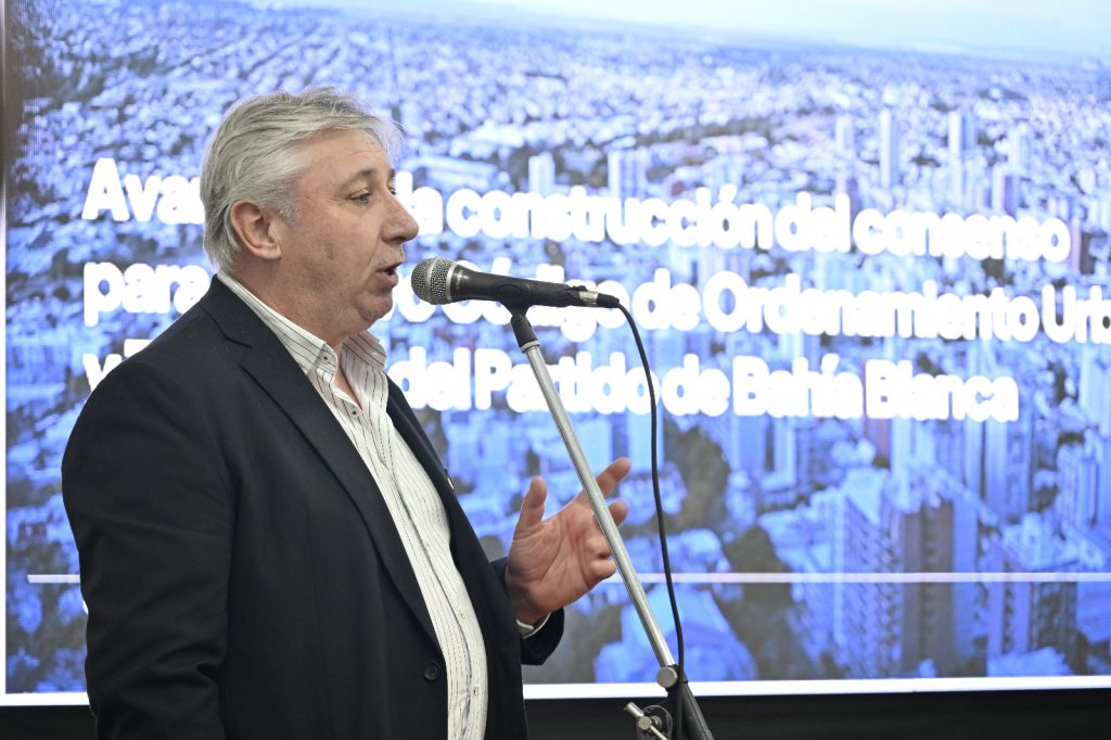 Juan Boiardi: «Urbanizar no es lo mismo que crear ciudad»