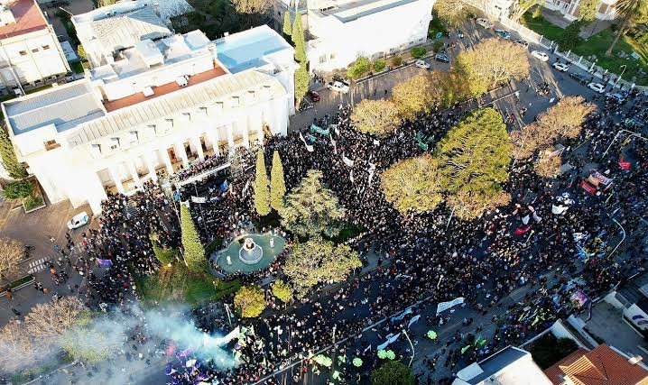 Victoriano Molinari: «Nos tendrían que aumentar un 32% para recuperar el poder adquisitivo perdido»